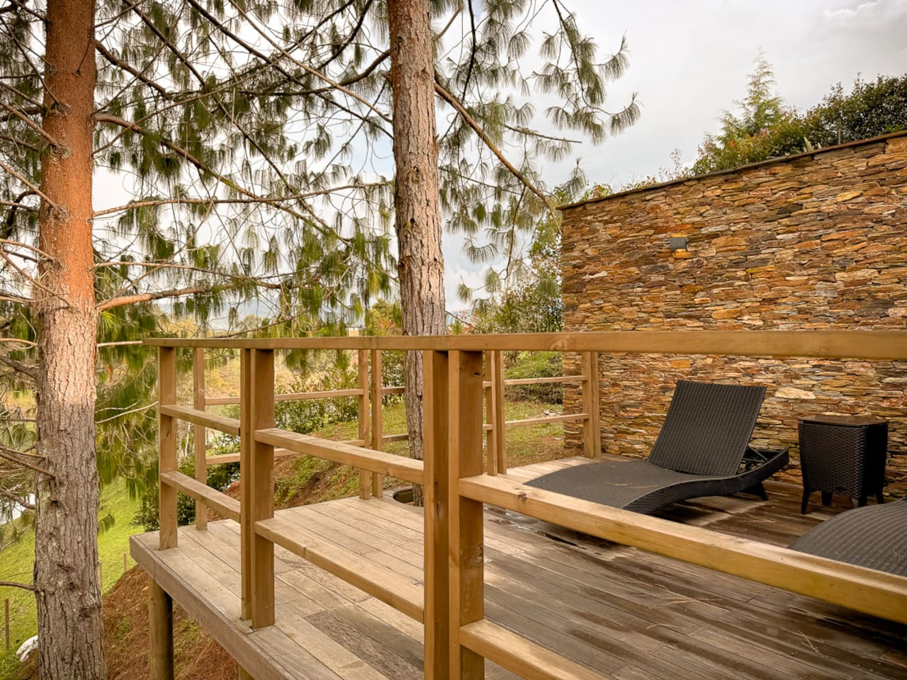 Cabin • Jacuzzi + Lake View + Forest