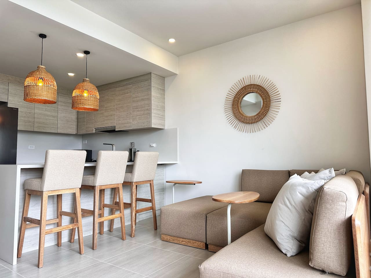 Spectacular Beach front Apartment!