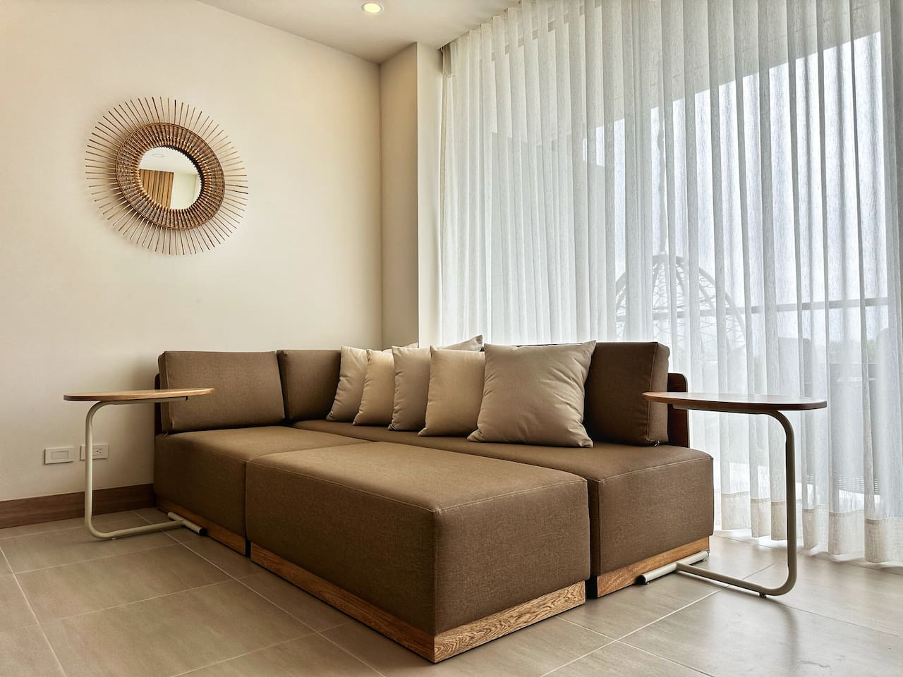 Spectacular Beach front Apartment!