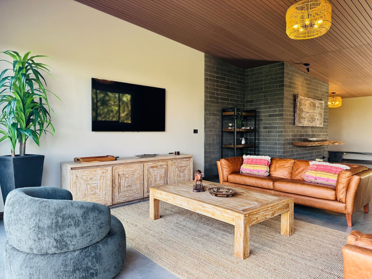 Exclusive Villa • Lake View + Forest