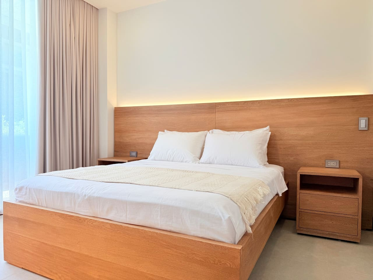 Exclusive Apartment | Private Pool | Beachfront