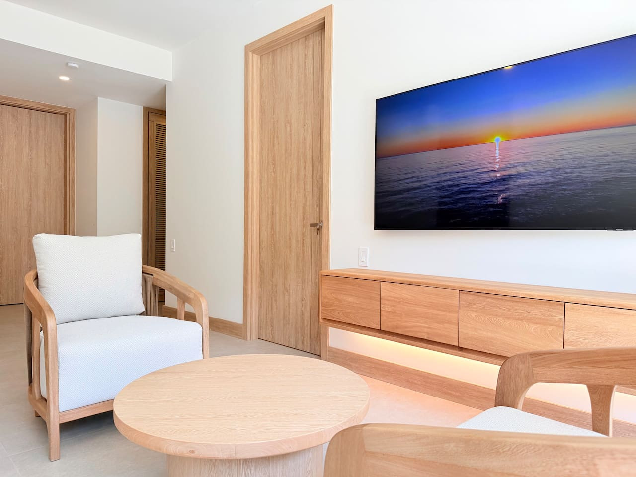 Exclusive Apartment | Private Pool | Beachfront