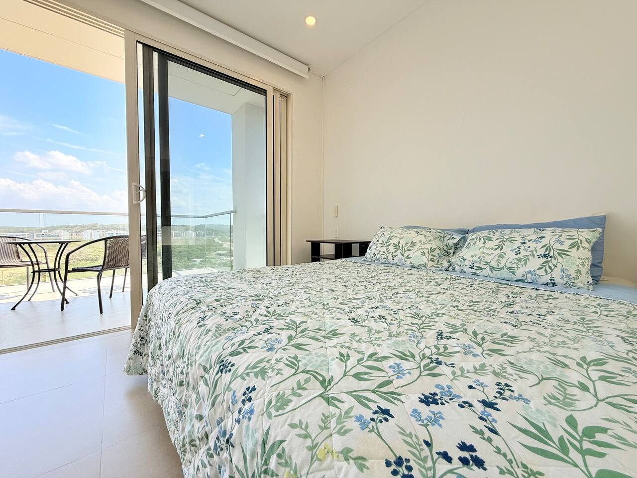 Modern Loft in Resort-Style Condo · Cartagena