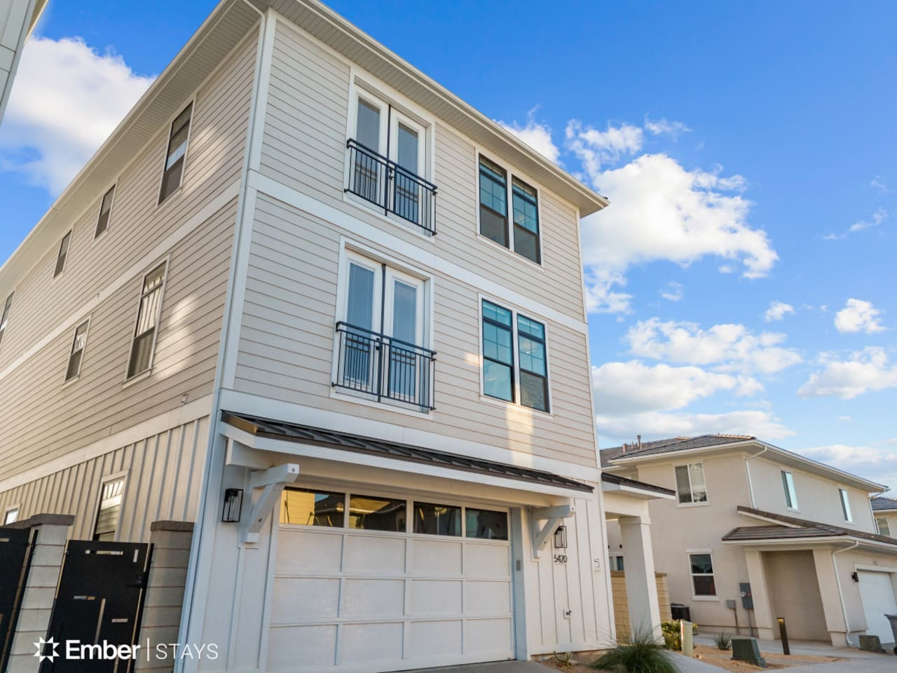 Edgewater at Desert Color (by Ember Stays) | Photo 117