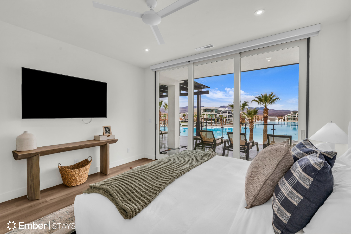 Laguna Matata by Ember Stays | Photo 61