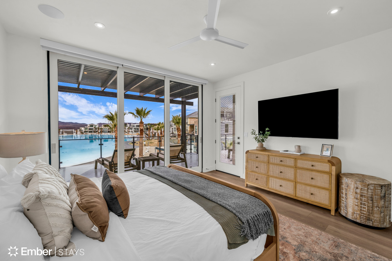 Laguna Matata by Ember Stays | Photo 60