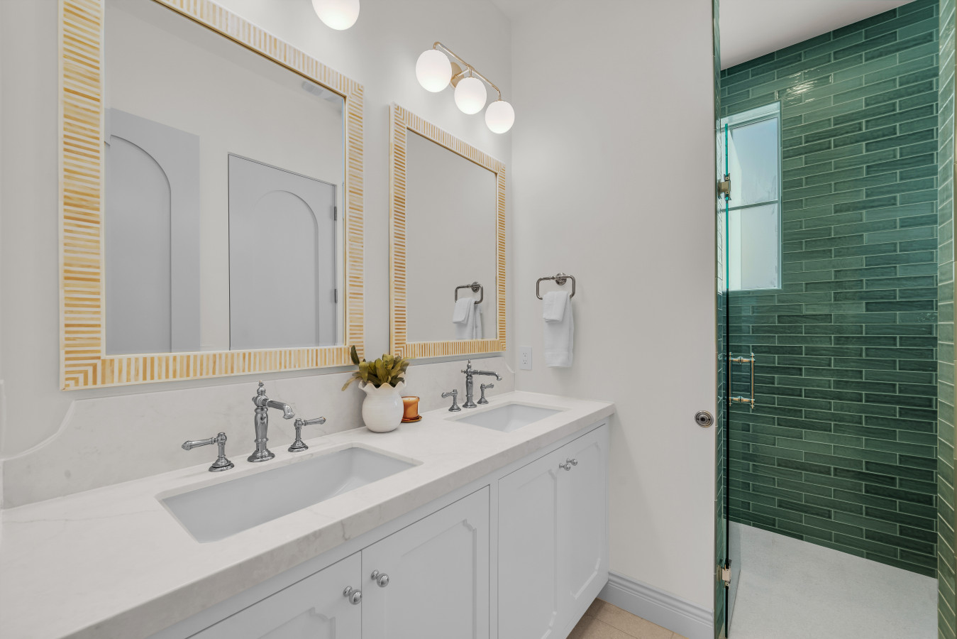 Clearwater by Ember Stays | Photo 33