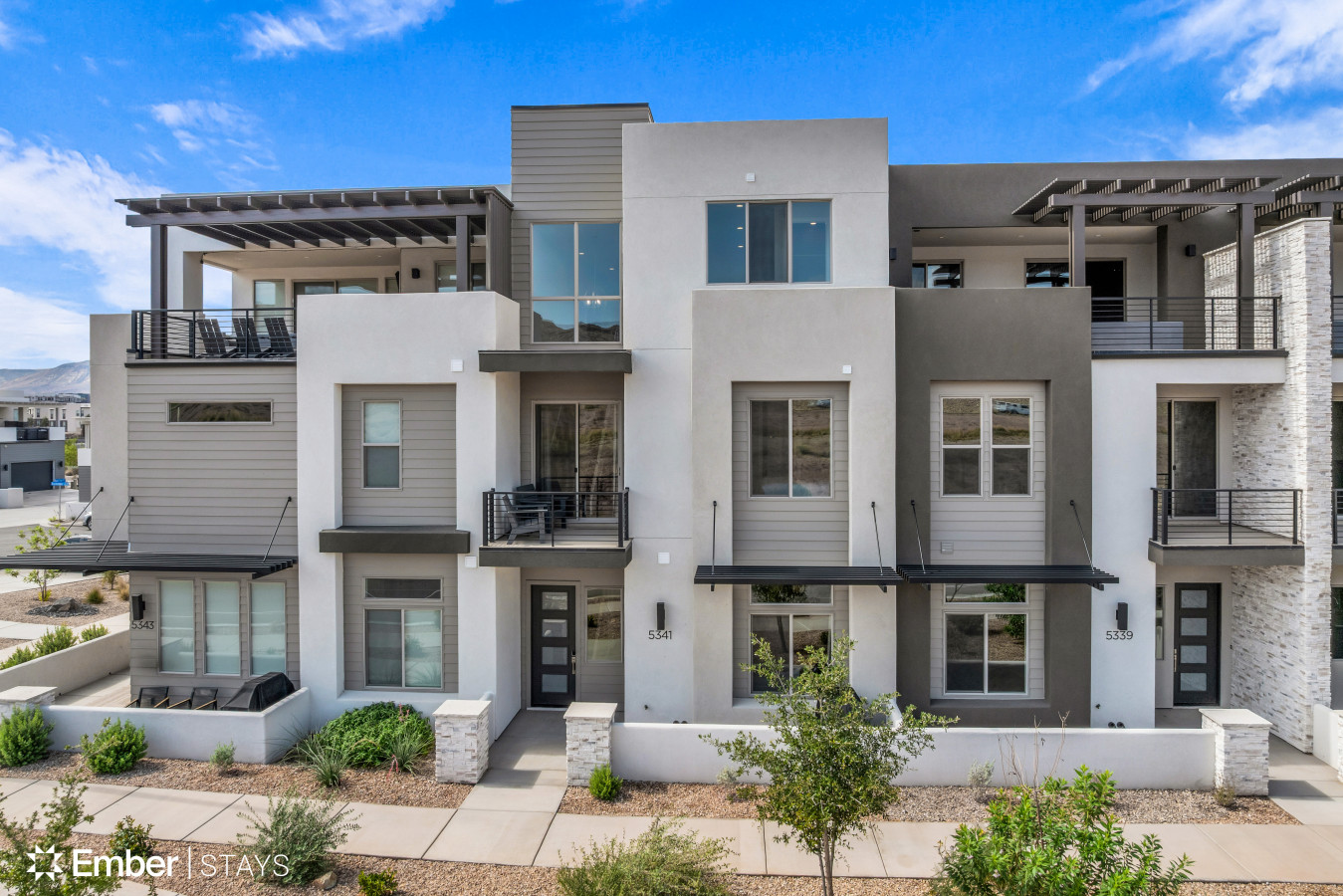 Anna Cabana by Ember Stays