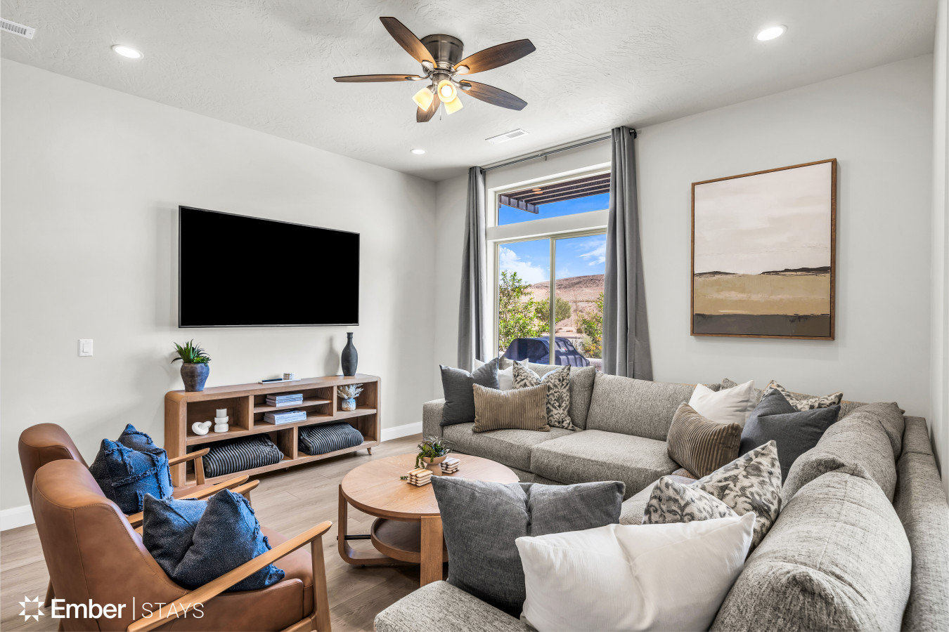 Anna Cabana by Ember Stays | Photo 15