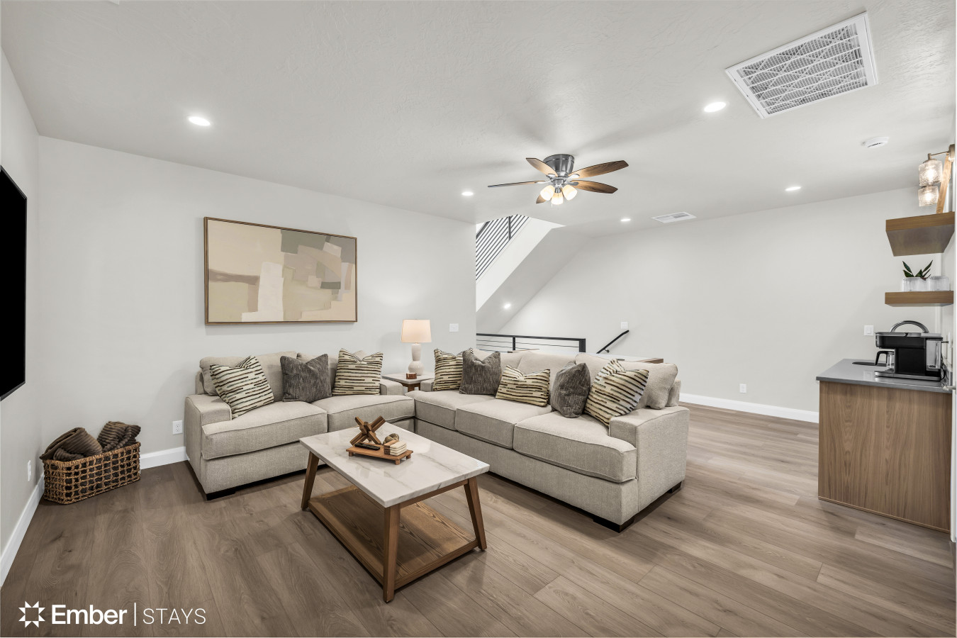 Anna Cabana by Ember Stays | Photo 23