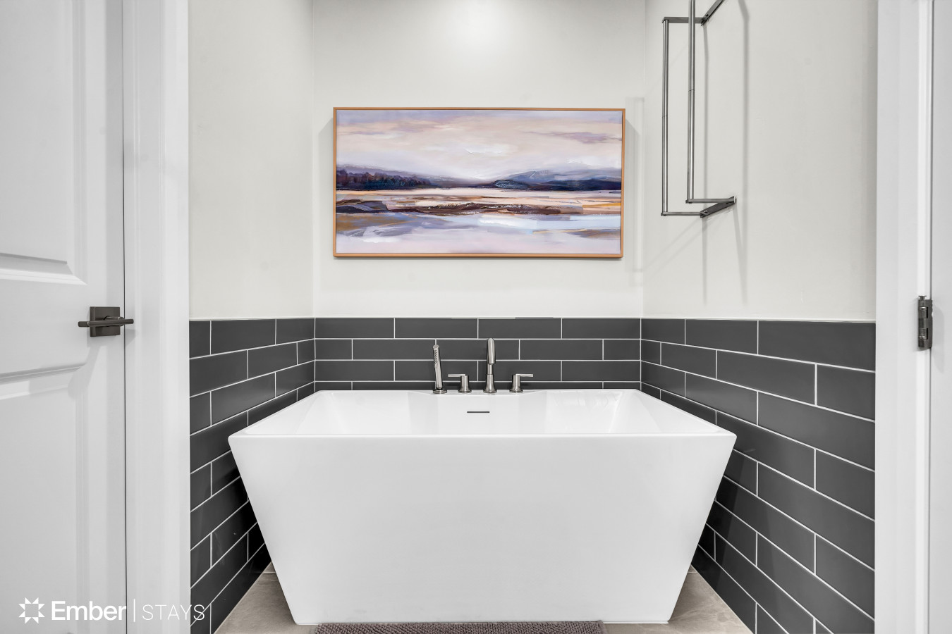 Anna Cabana by Ember Stays | Photo 30