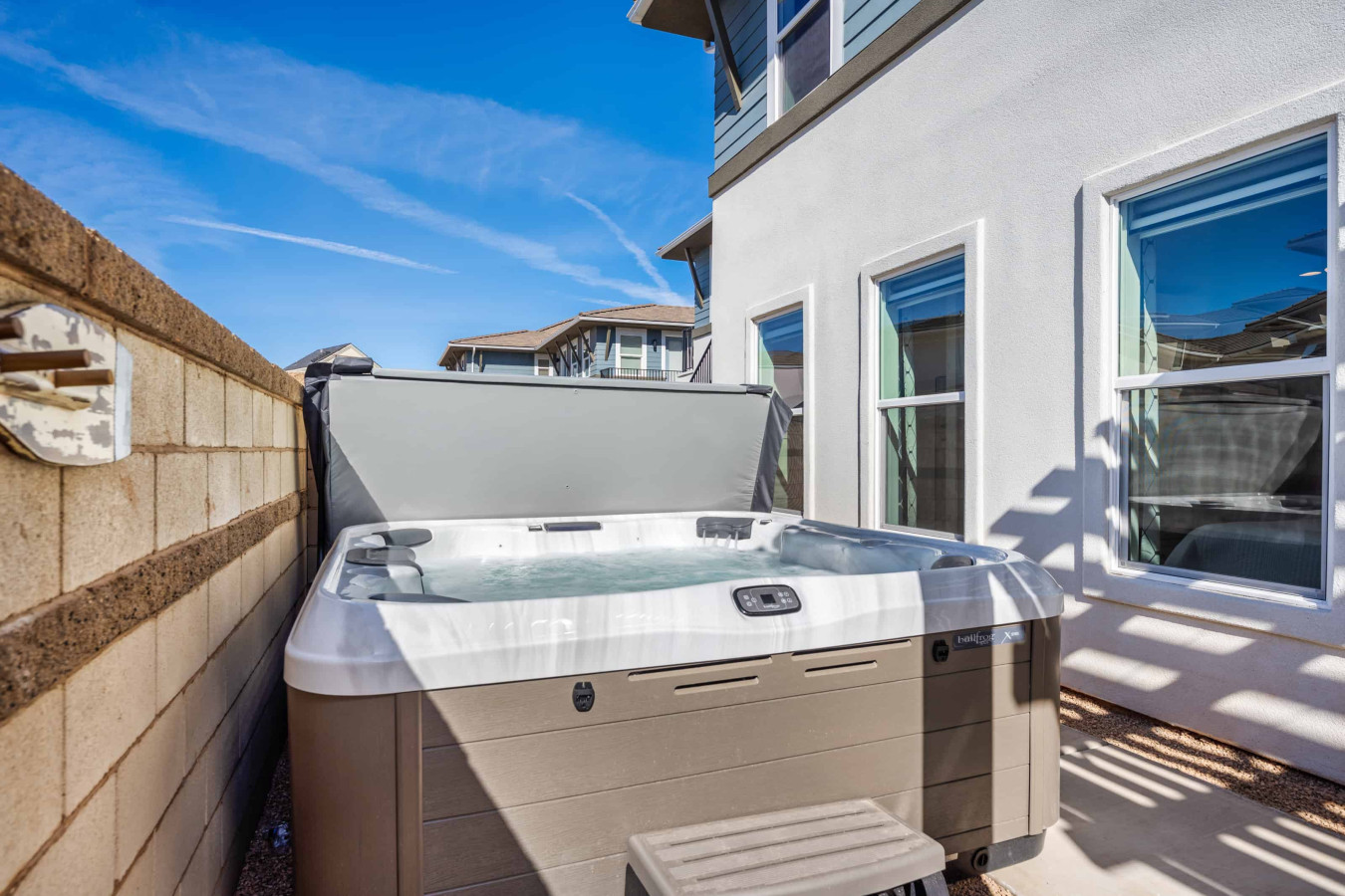 North Shore at Desert Color by Ember Stays 6