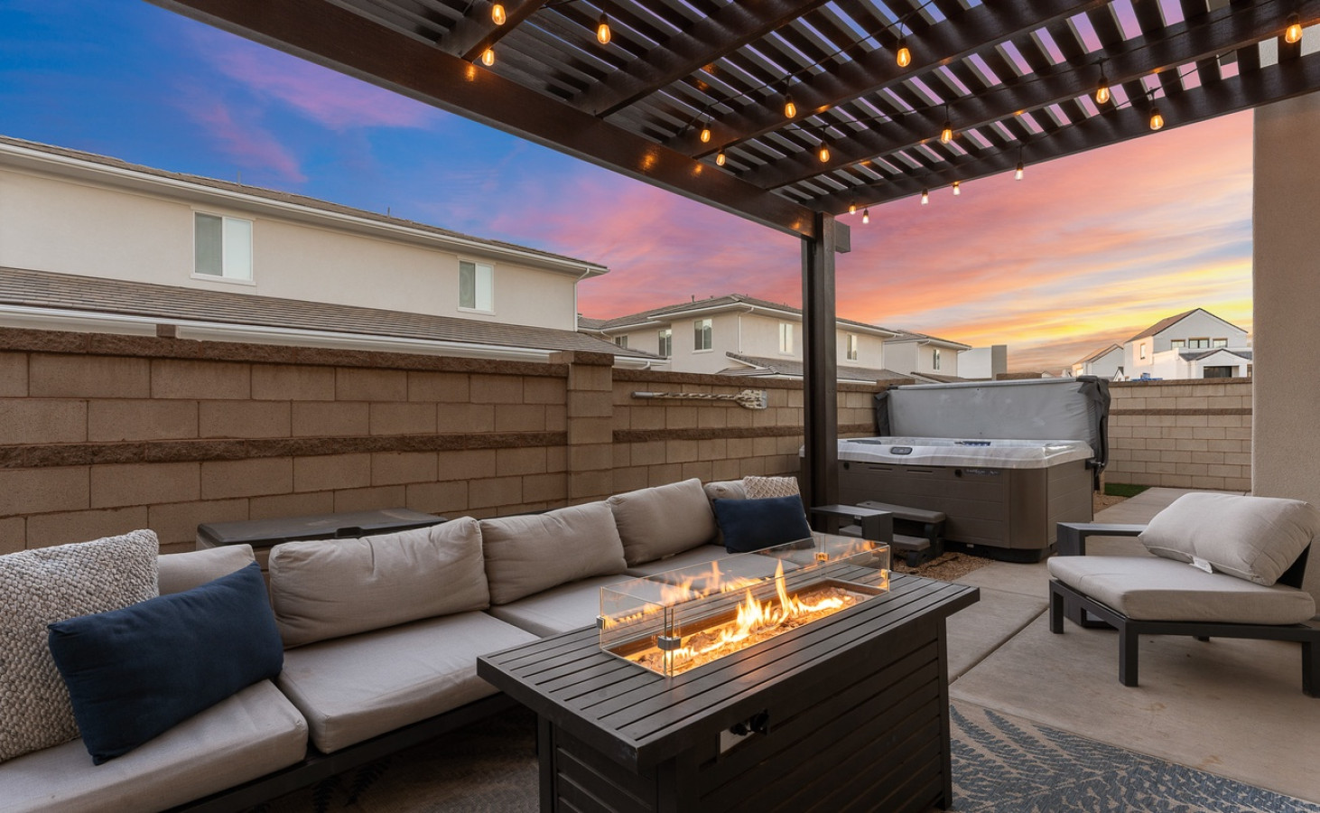 North Shore Villa at Desert Color 5