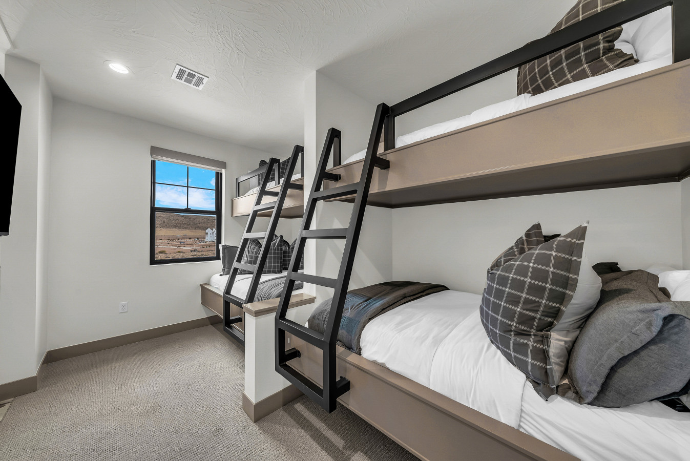 Sunstone Sanctuary at Desert Color (by Ember Stays) | Photo 29