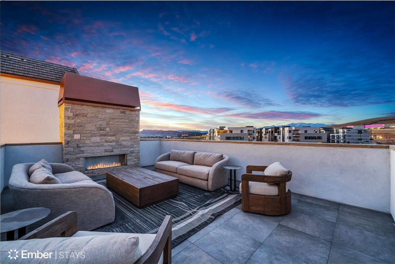 Rockaway Retreat at Desert Color by Ember Stays | Photo 48