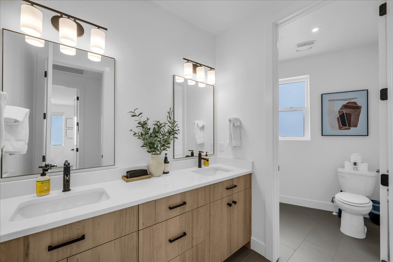 Beachwood Breeze at Desert Color by Ember Stays | Photo 28