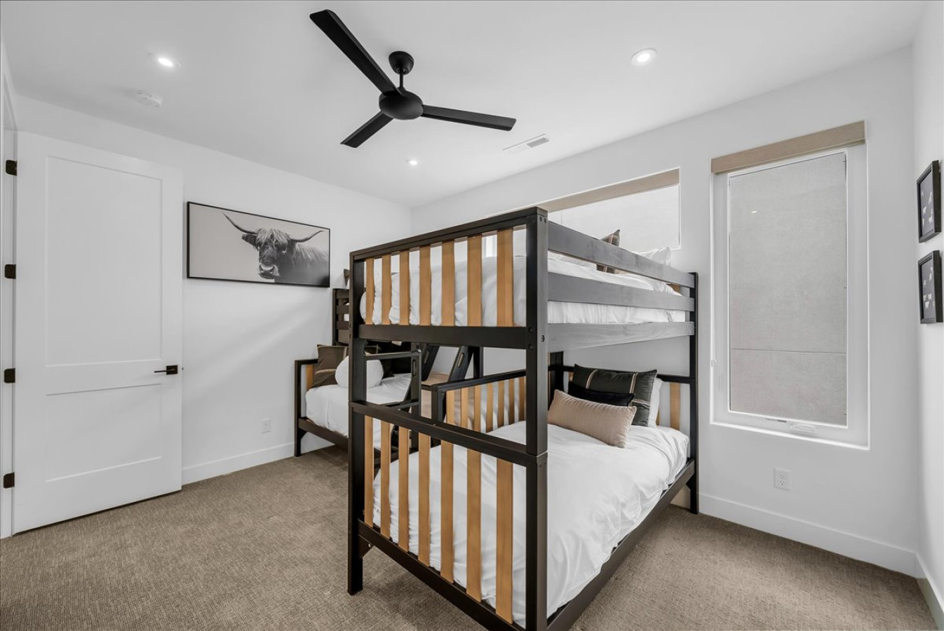 Beachwood Breeze at Desert Color by Ember Stays | Photo 18