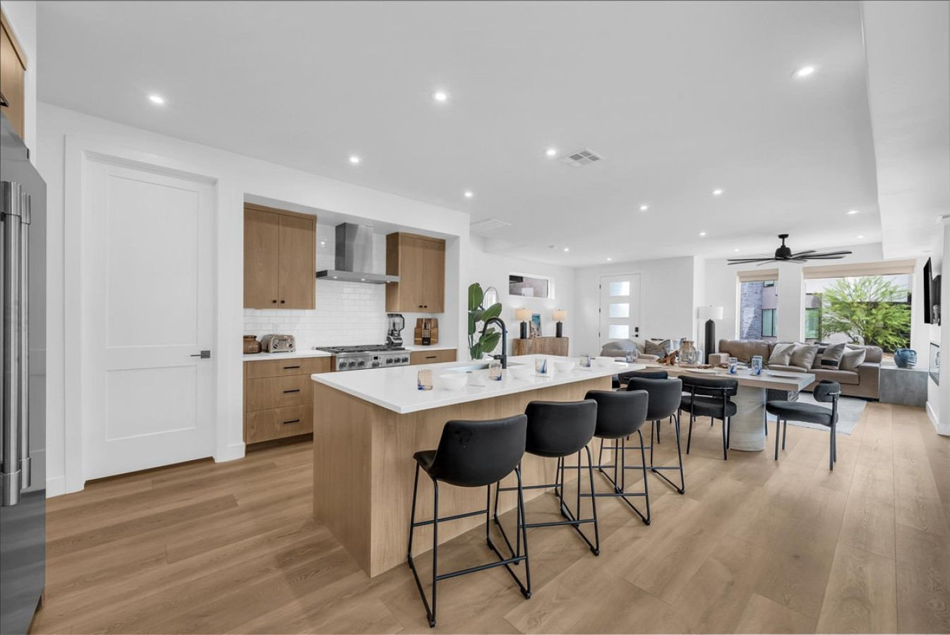 Beachwood Breeze at Desert Color by Ember Stays | Photo 10
