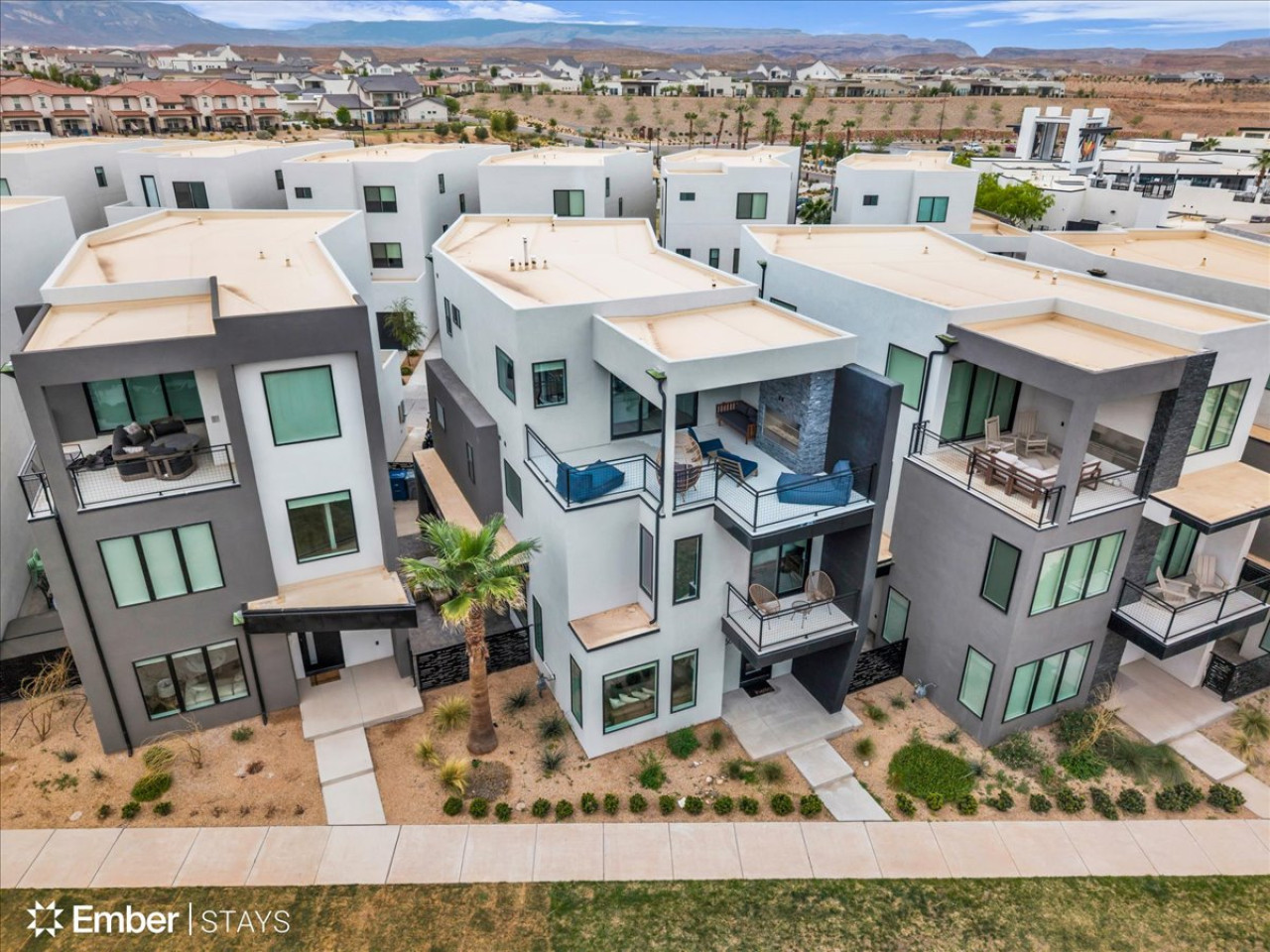 Beachwood Breeze at Desert Color by Ember Stays | Photo 40