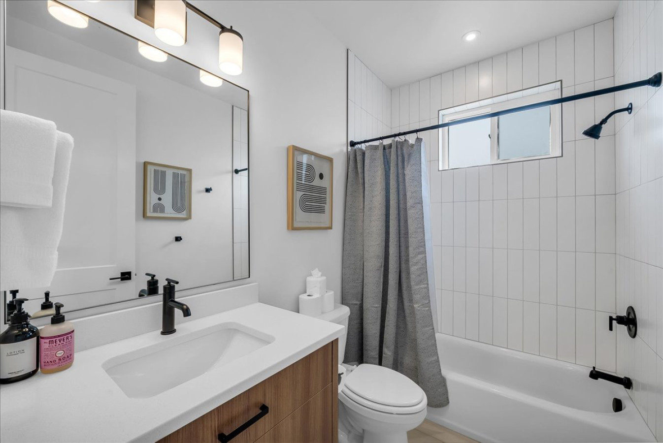 Beachwood Breeze at Desert Color by Ember Stays | Photo 27