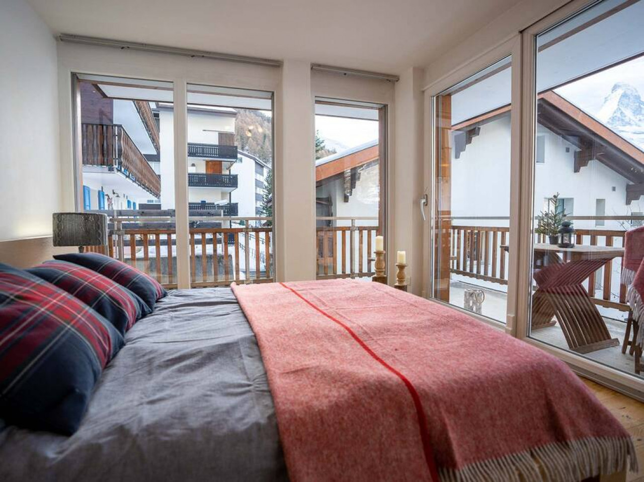 Verona Apartment by HomeFlow Zermatt