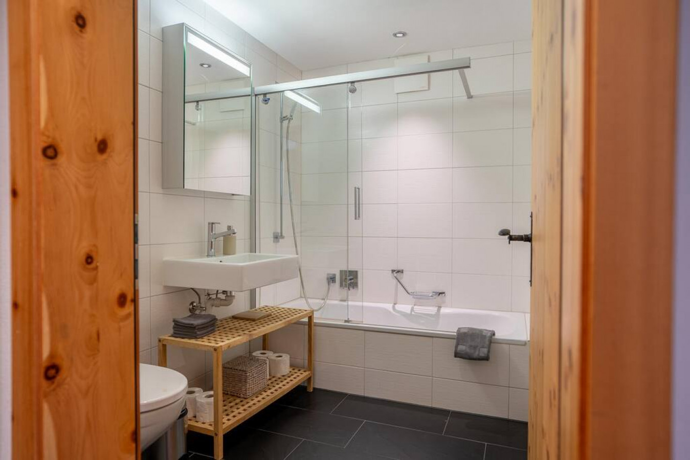 MARMO Apartment Furi by HomeFlow Zermatt – photo 10