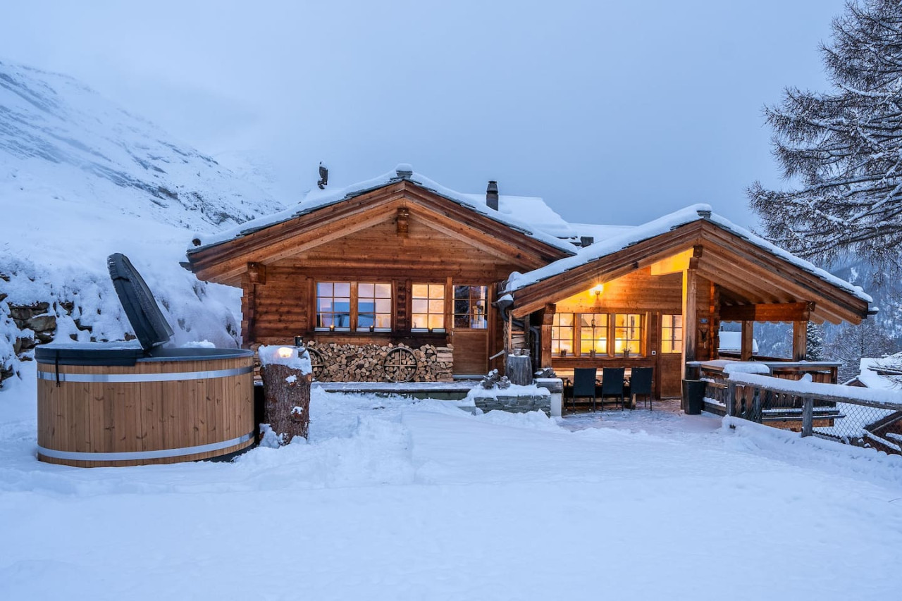 Chalet Marmo Ski-in / ski-out by HomeFlow Zermatt