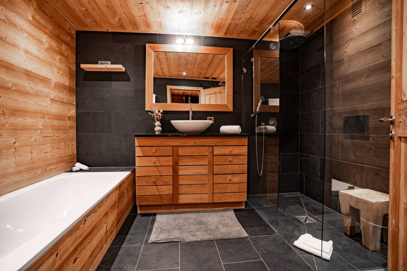Whymper Apartment by HomeFlow Zermatt – Foto 15