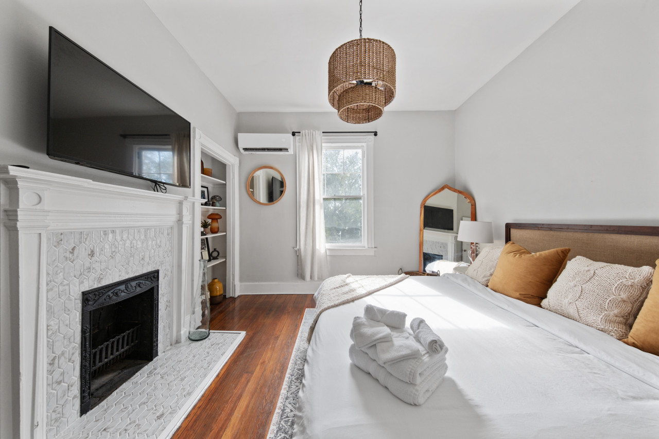 Charming Historic Space With Easy Access To Attractions - Cozy Retreat - Macon, GA
