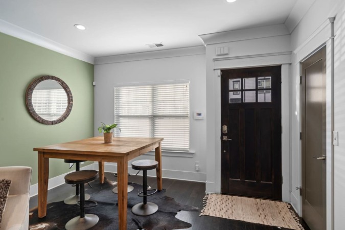 Group Perfect | Central Location + Private Hot Tub