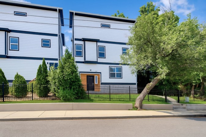 Modern Luxury | Rooftop Views | Steps to Downtown