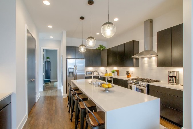 Central & Modern Luxury Retreat | Rooftop Views
