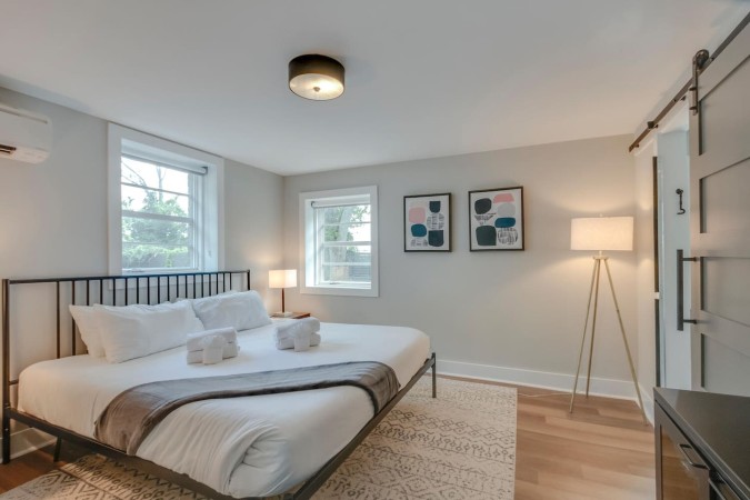Bright And Airy-Historic Franklin Quadplex