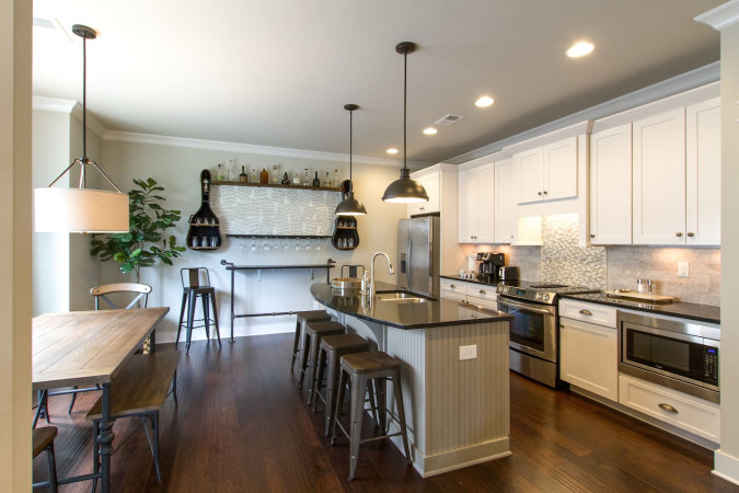 Modern Elegance | Spacious, Cozy & Prime Location