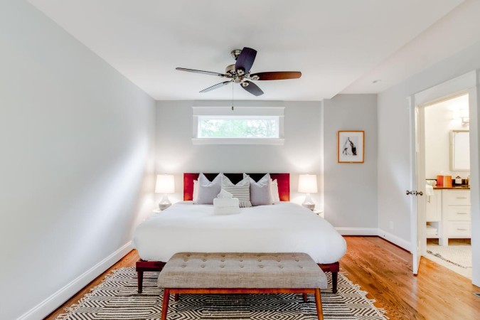 East Nash Paradise | Peloton Bike | Cozy Hideaway