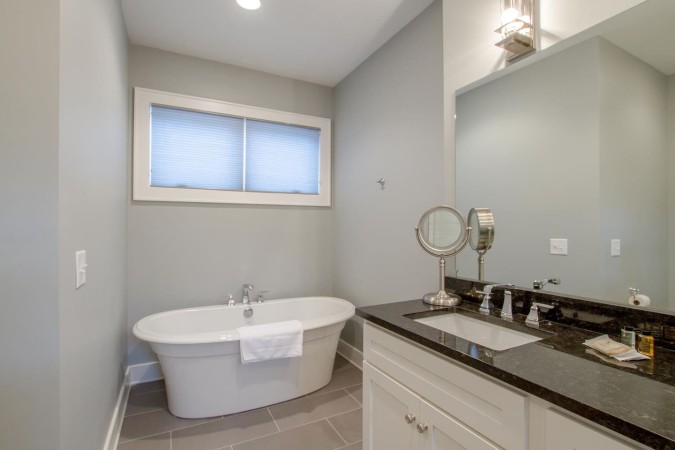 Germantown Retreat | Rooftop View | Modern Comfort