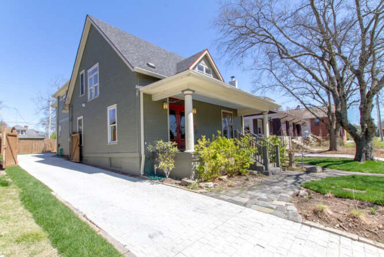 Vanderbilt Charmer off 21st | Walkable & Spacious