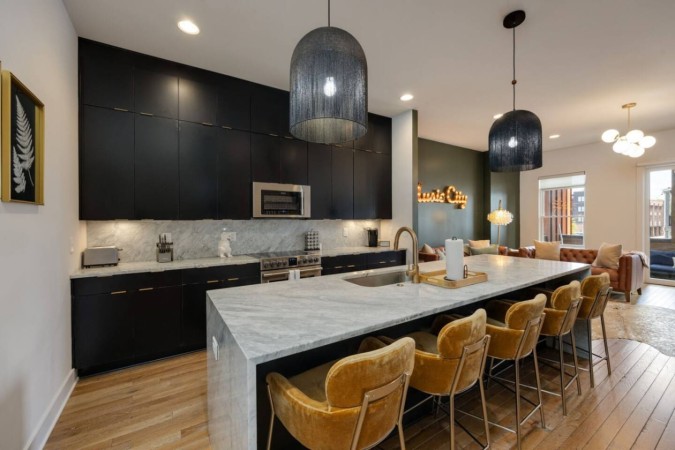 The Nashvista | Rooftop Lounge | City Views