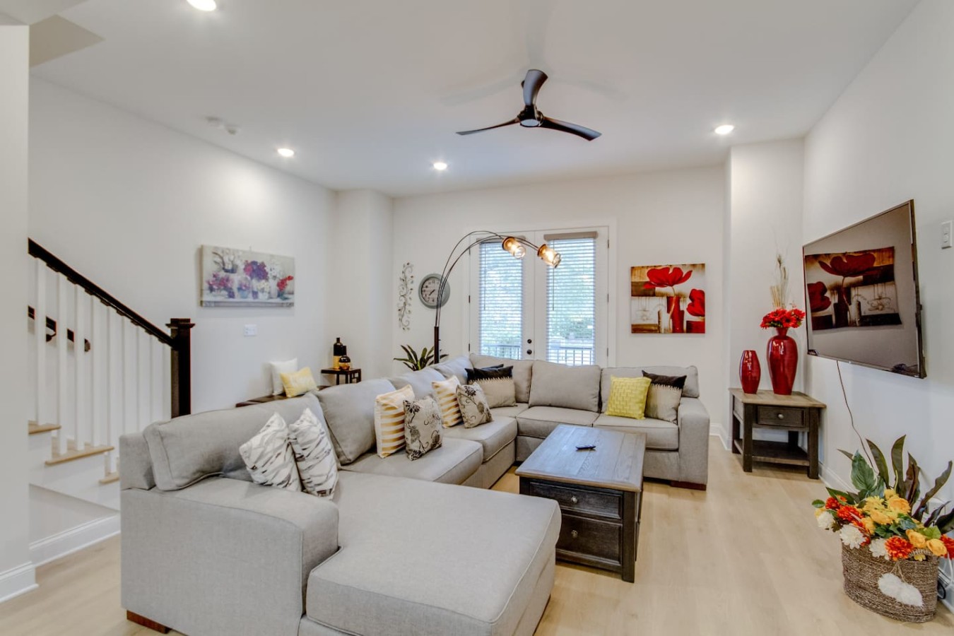 Gated Luxury | Prime Location | Ideal for Groups