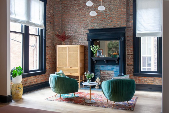 The Etta | Historic Loft | Walkable Downtown