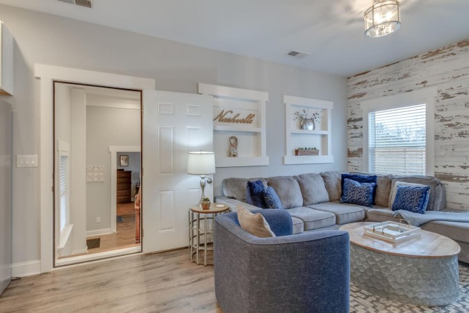 Music City Charmer | Convenient | 30 Day Minimum
