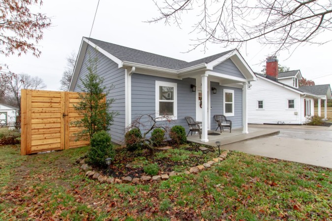 Music City Charmer | Convenient | 30 Day Minimum