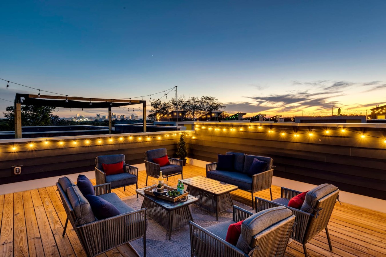 Modern Luxury | Rooftop Views | East Nashville