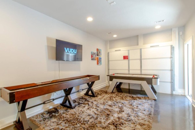 Music City Hangout | Rooftop Views + Game Room