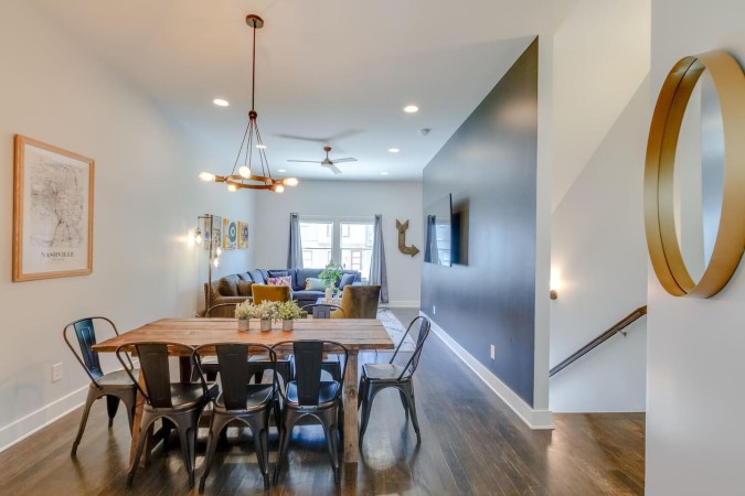 Music City Hangout | Rooftop Views + Game Room