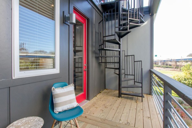 Modern Luxury Retreat | Central Nashville
