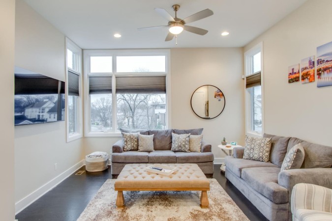 Stylish Home | Private Rooftop + Perfect Location
