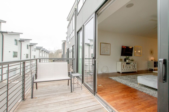 Stylish & Spacious | Near Broadway & Germantown