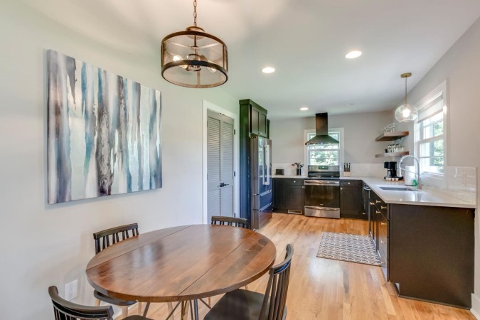 Charming & Cozy | Walk to Historic Franklin