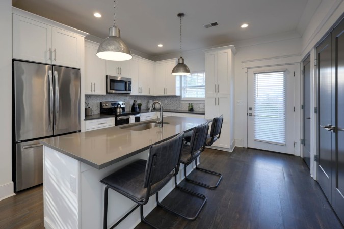 Trendy Townhome | Sleeps 12 + Easy Downtown Access